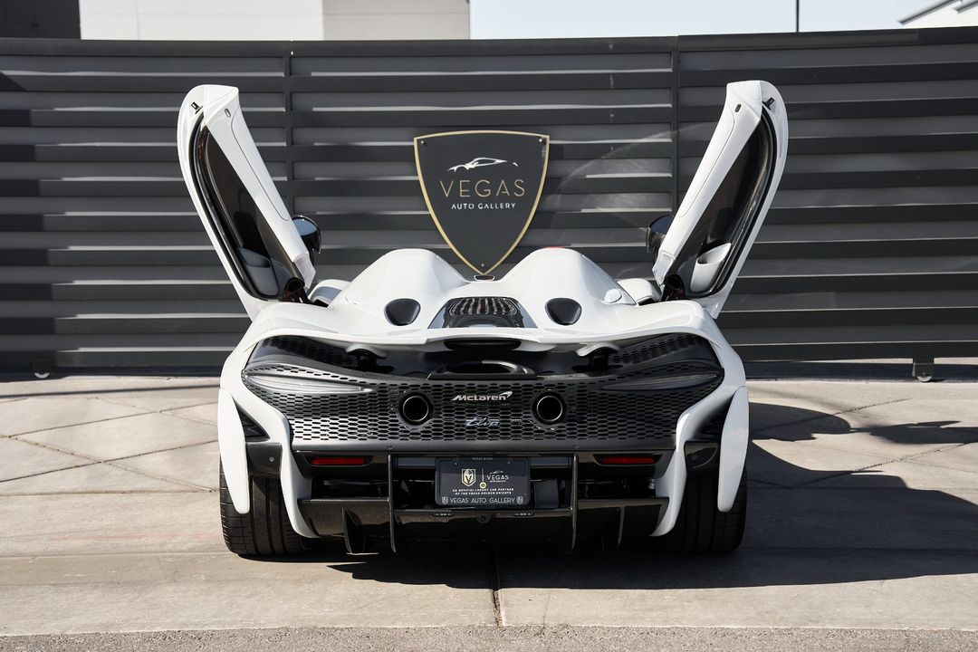 2021 McLaren Elva