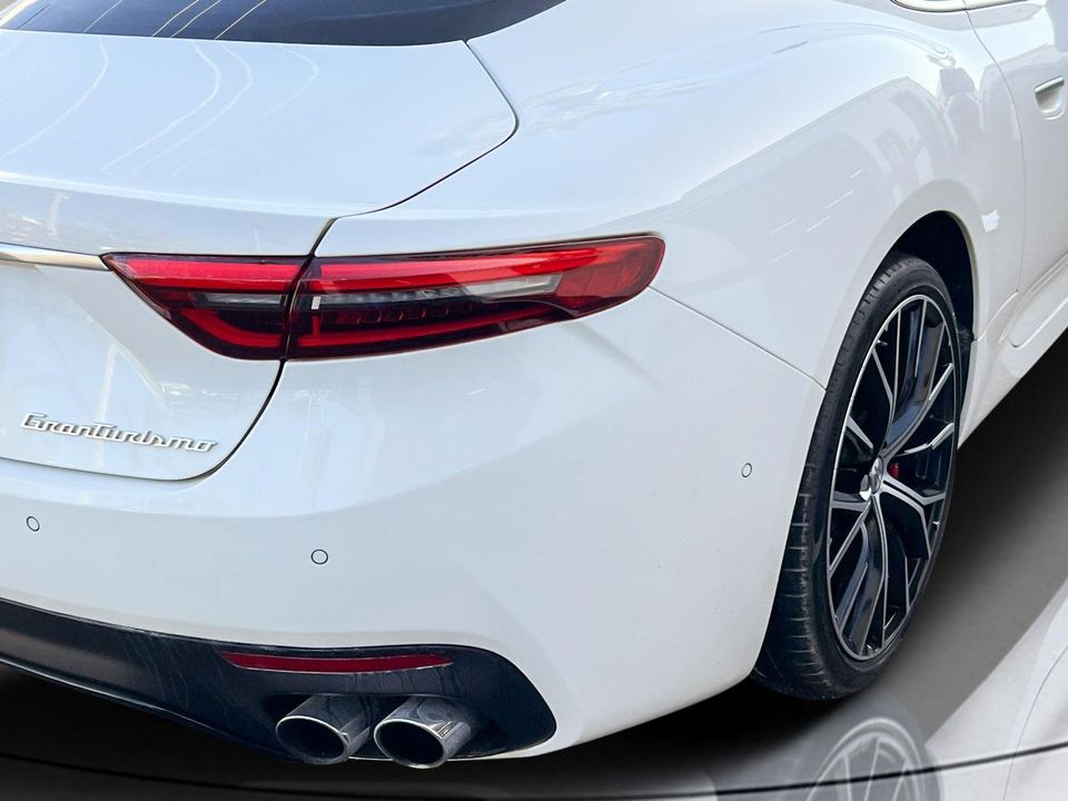 2024 MASERATI GRANTURISMO