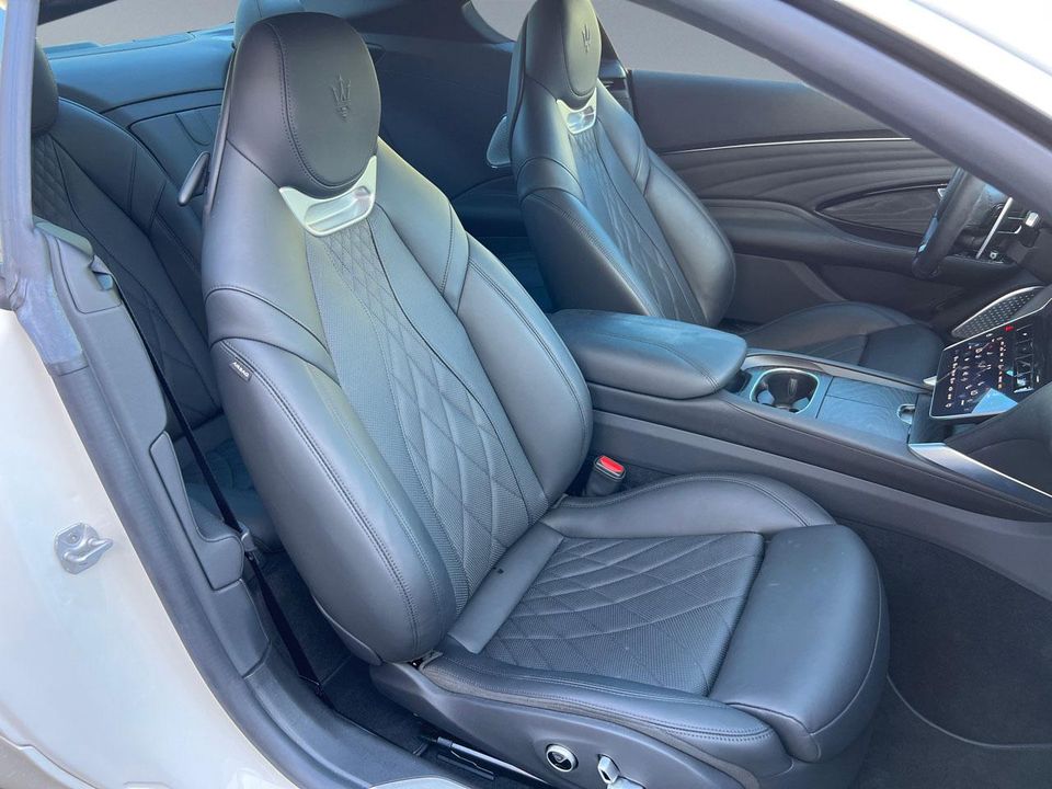 2024 MASERATI GRANTURISMO