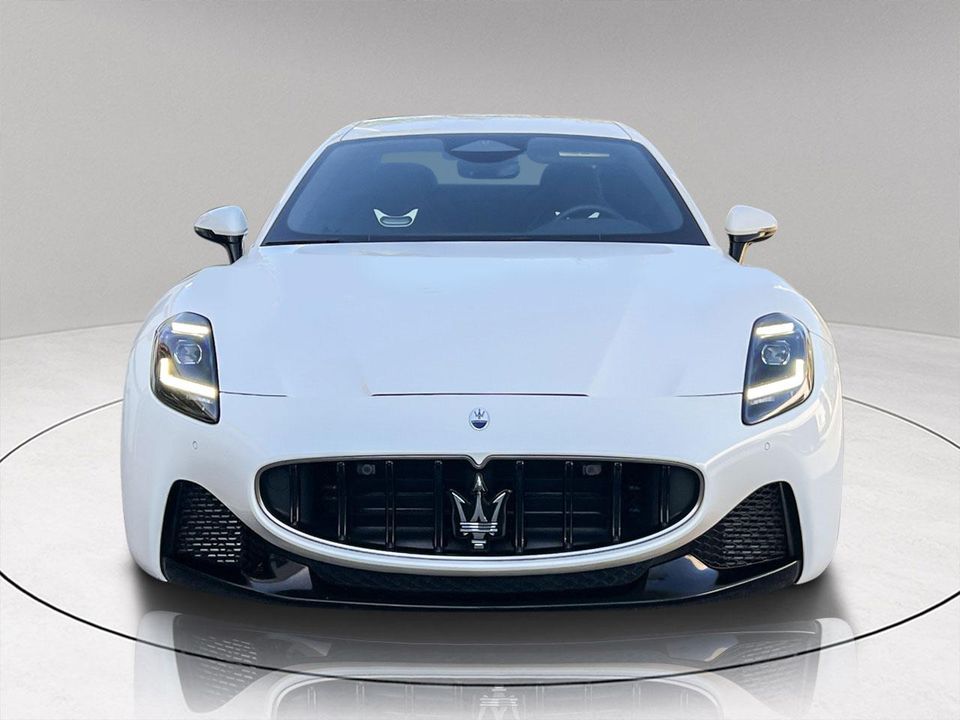 2024 MASERATI GRANTURISMO