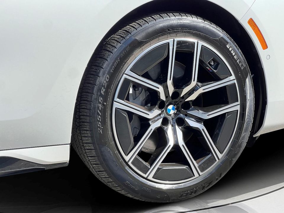 2024 BMW 740