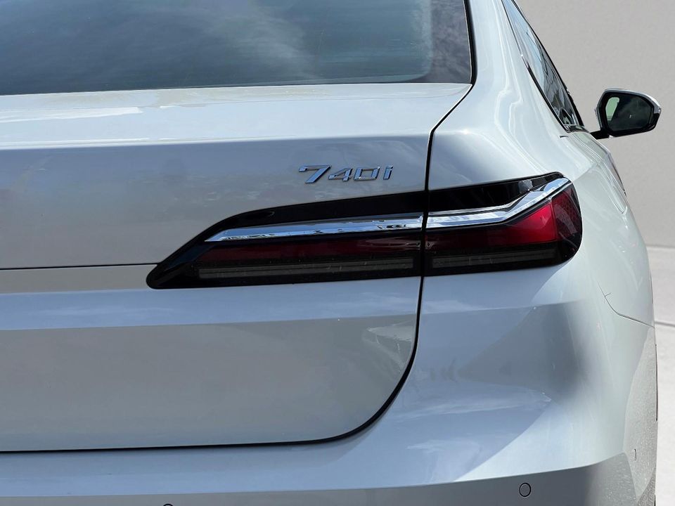 2024 BMW 740