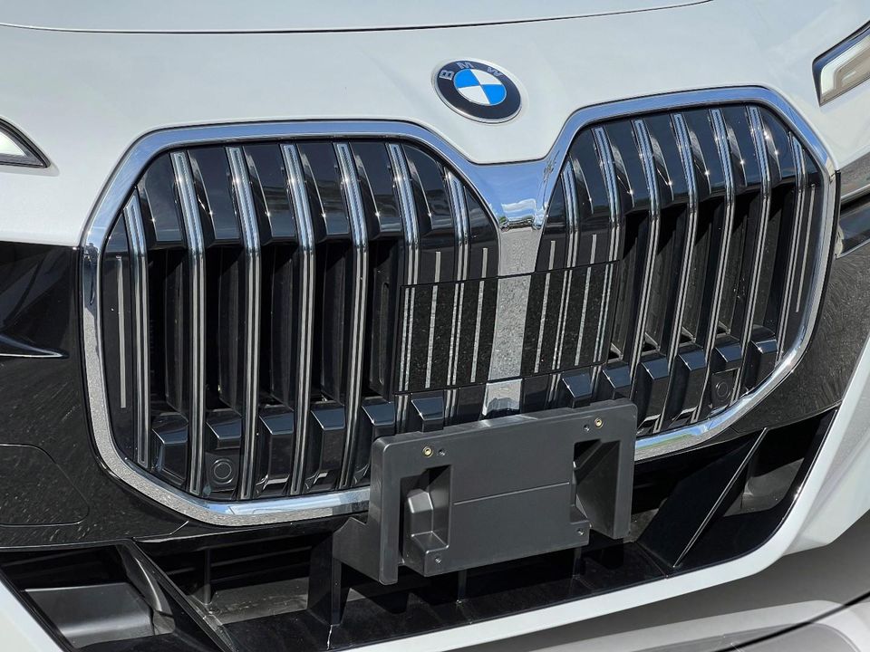 2024 BMW 740
