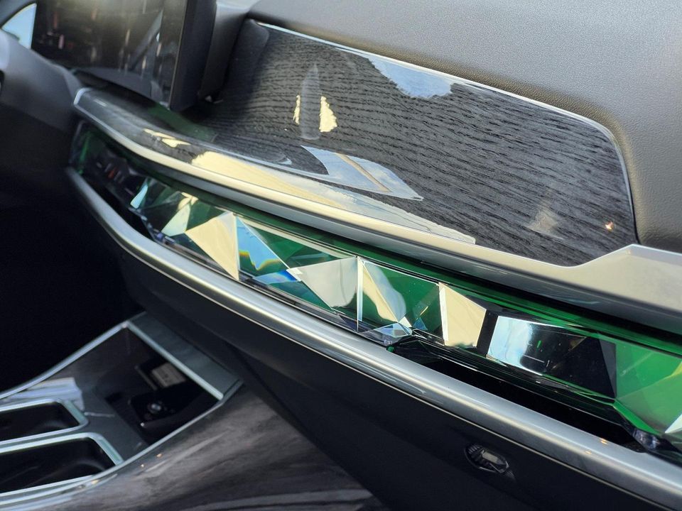 2024 BMW 740