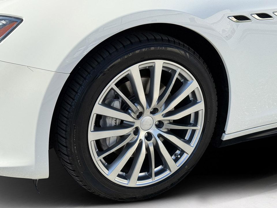 2016 MASERATI GHIBLI