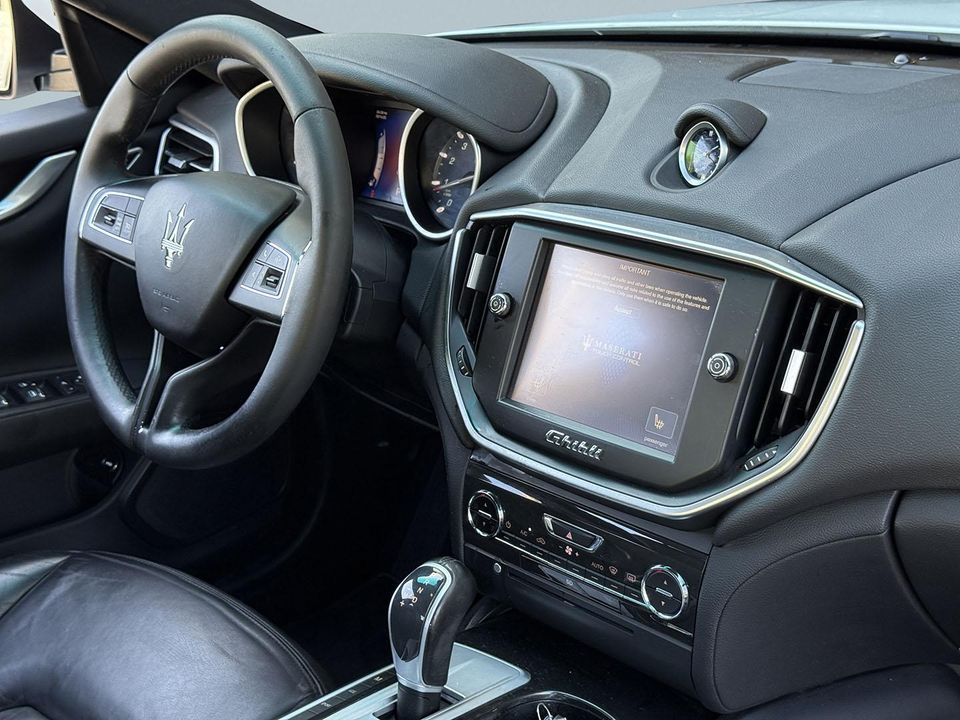 2016 MASERATI GHIBLI