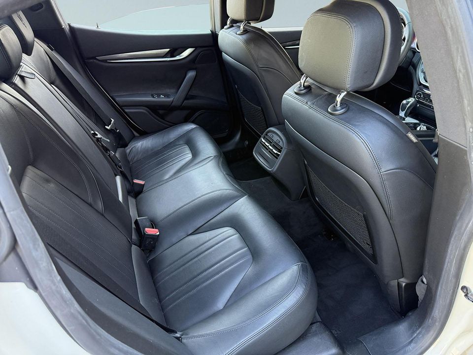 2016 MASERATI GHIBLI