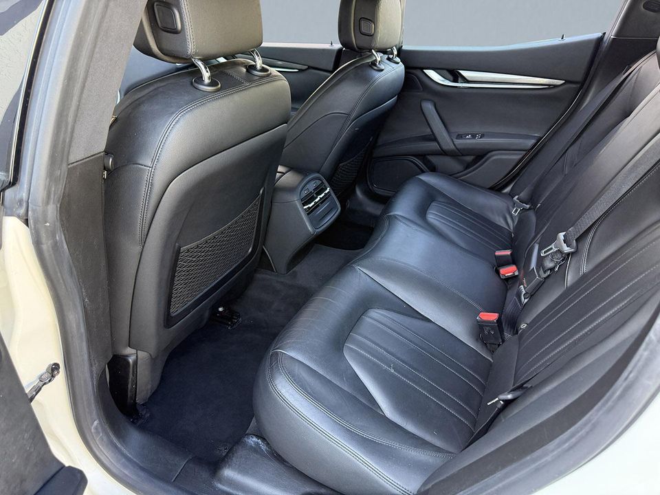 2016 MASERATI GHIBLI
