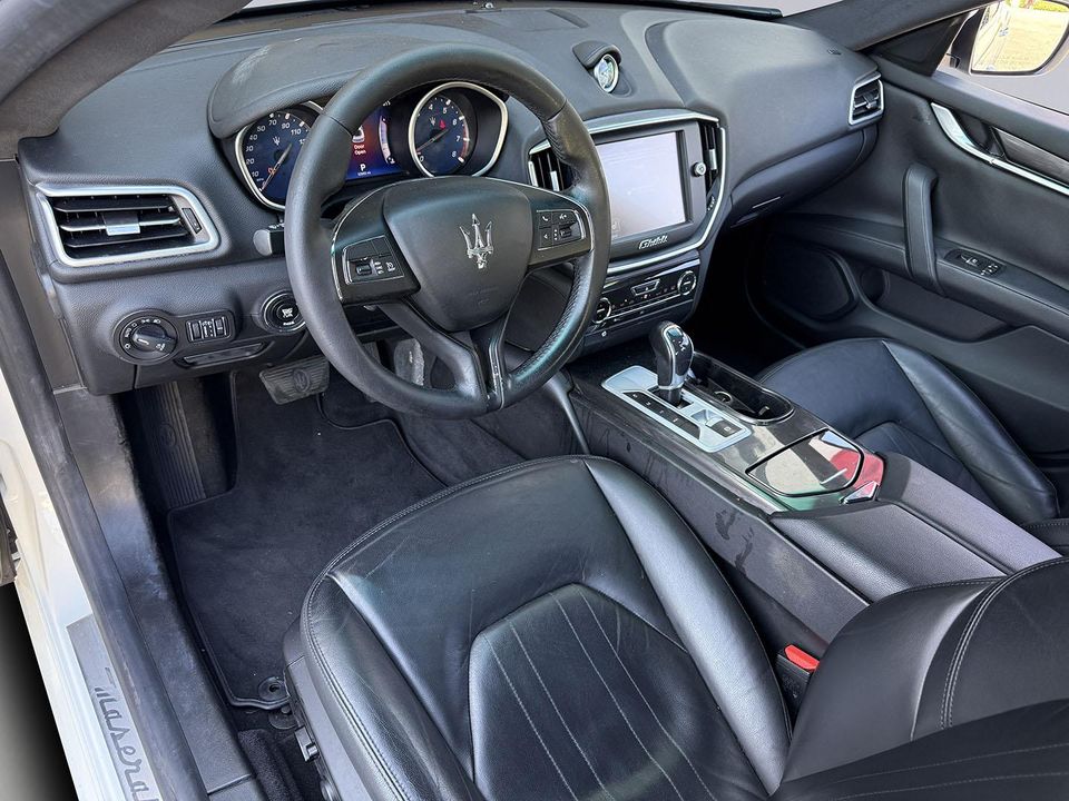 2016 MASERATI GHIBLI
