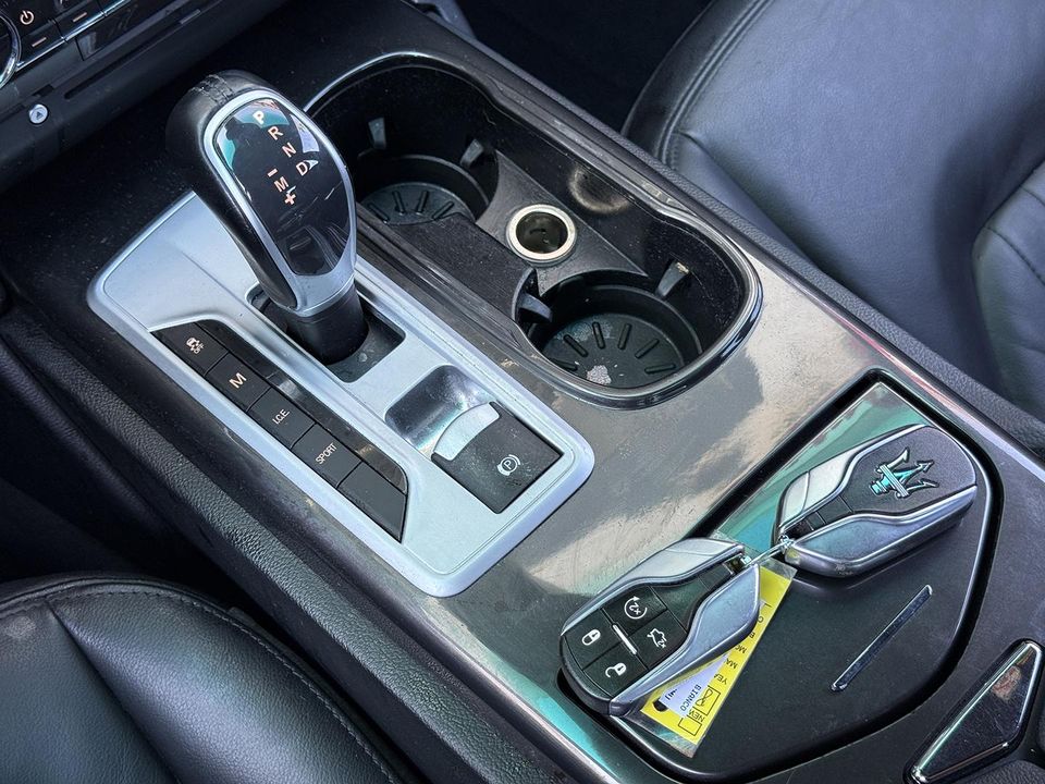 2016 MASERATI GHIBLI