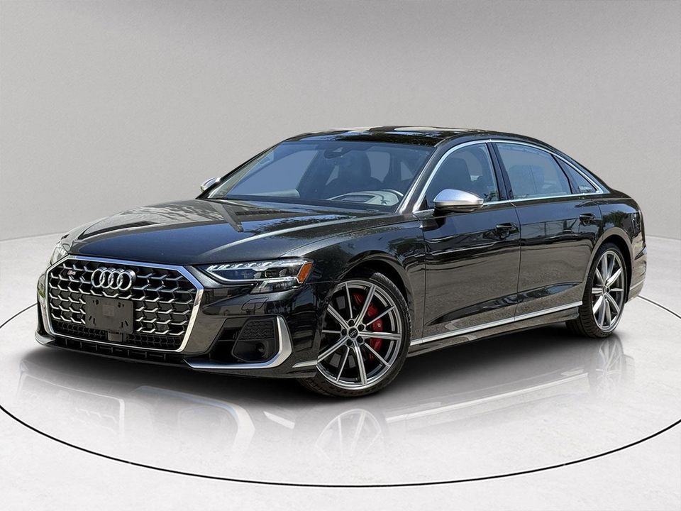 2023 AUDI S8
