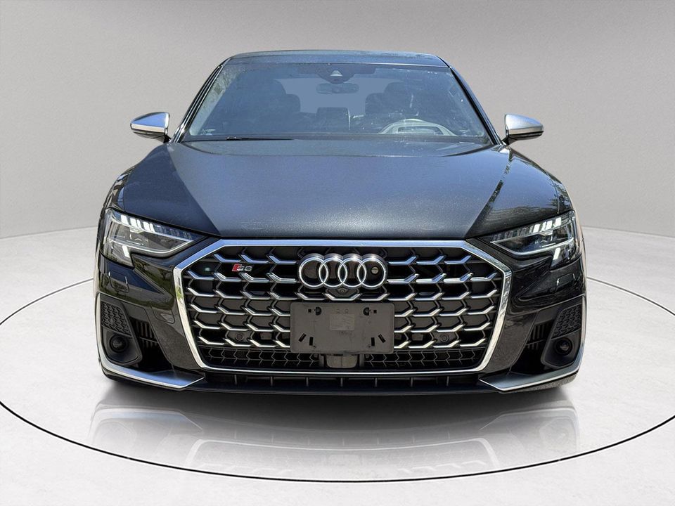2023 AUDI S8