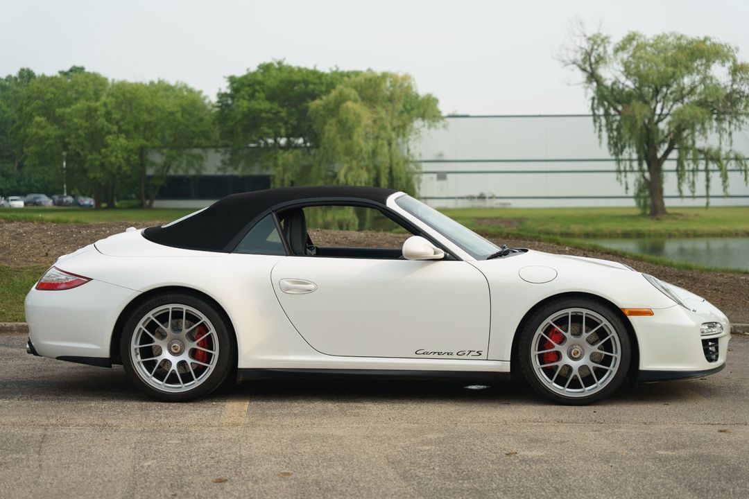 2012 PORSCHE 911