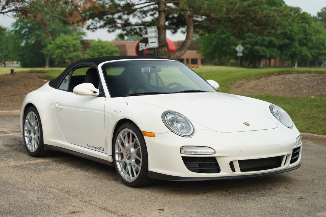 2012 PORSCHE 911