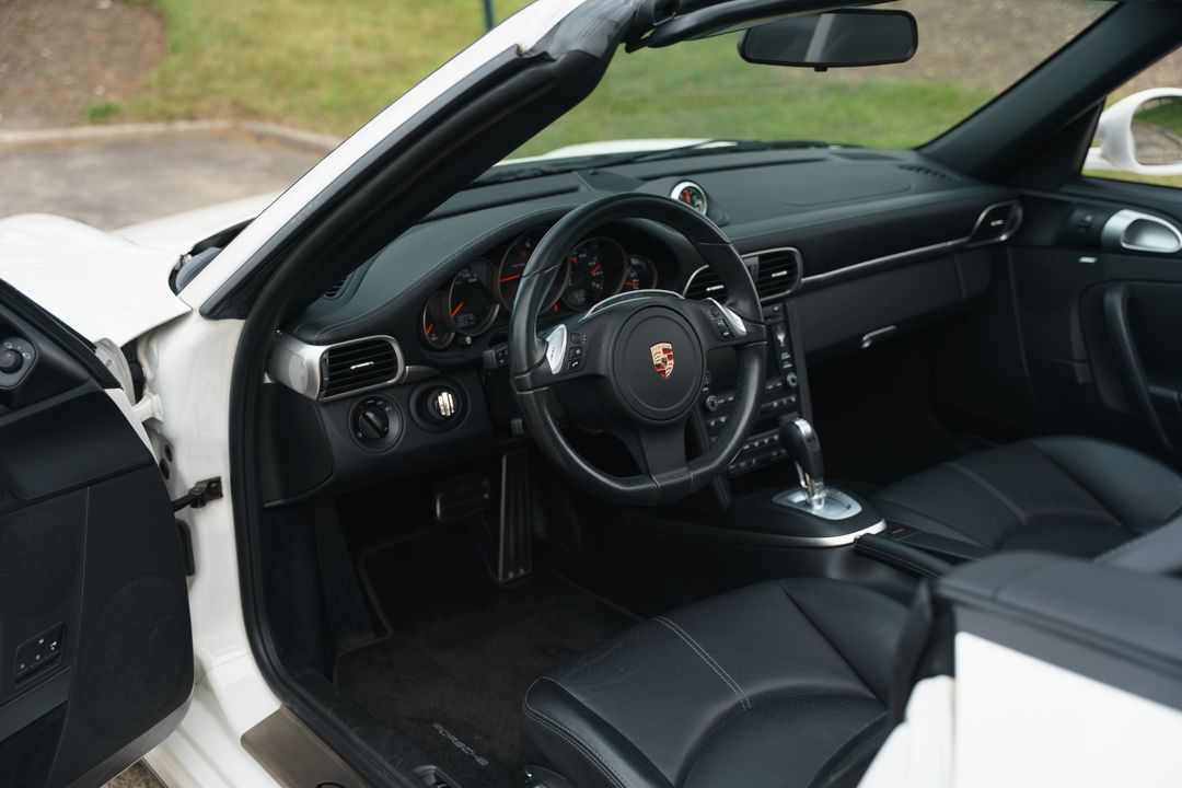 2012 PORSCHE 911