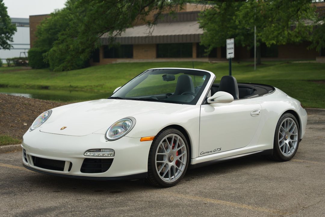 2012 PORSCHE 911