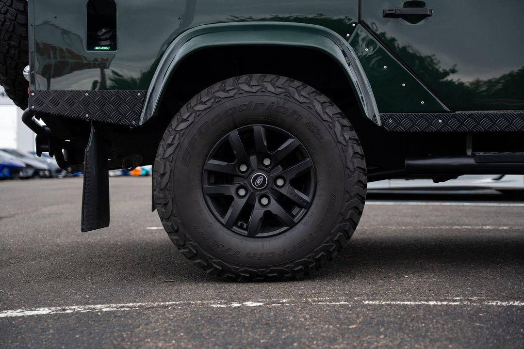 1992 LAND ROVER DEFENDER