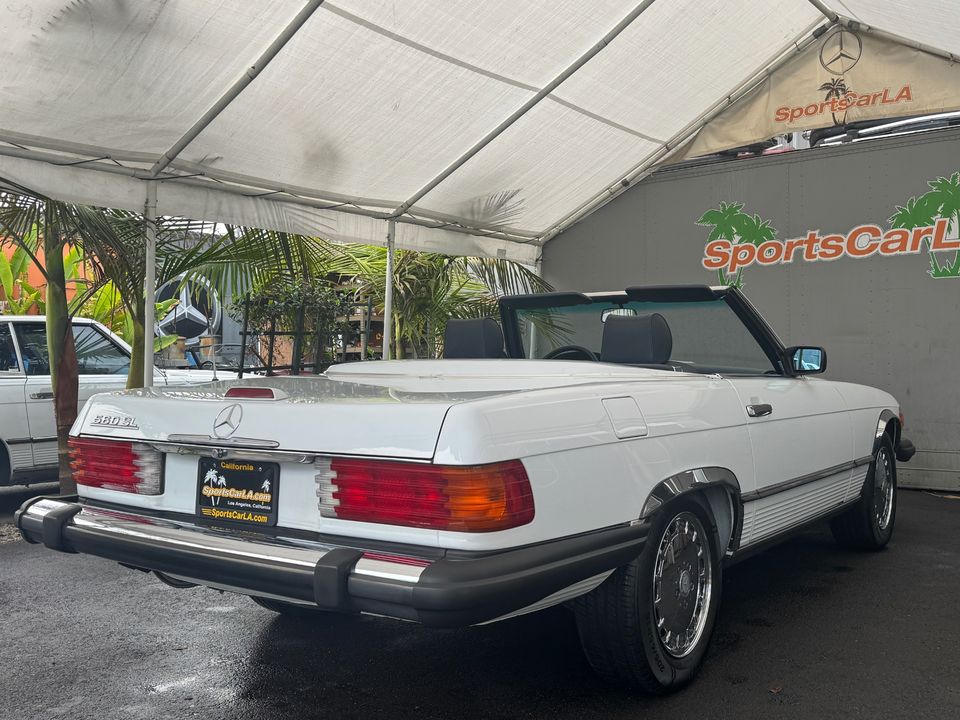 1988 Mercedes-Benz 560-Class