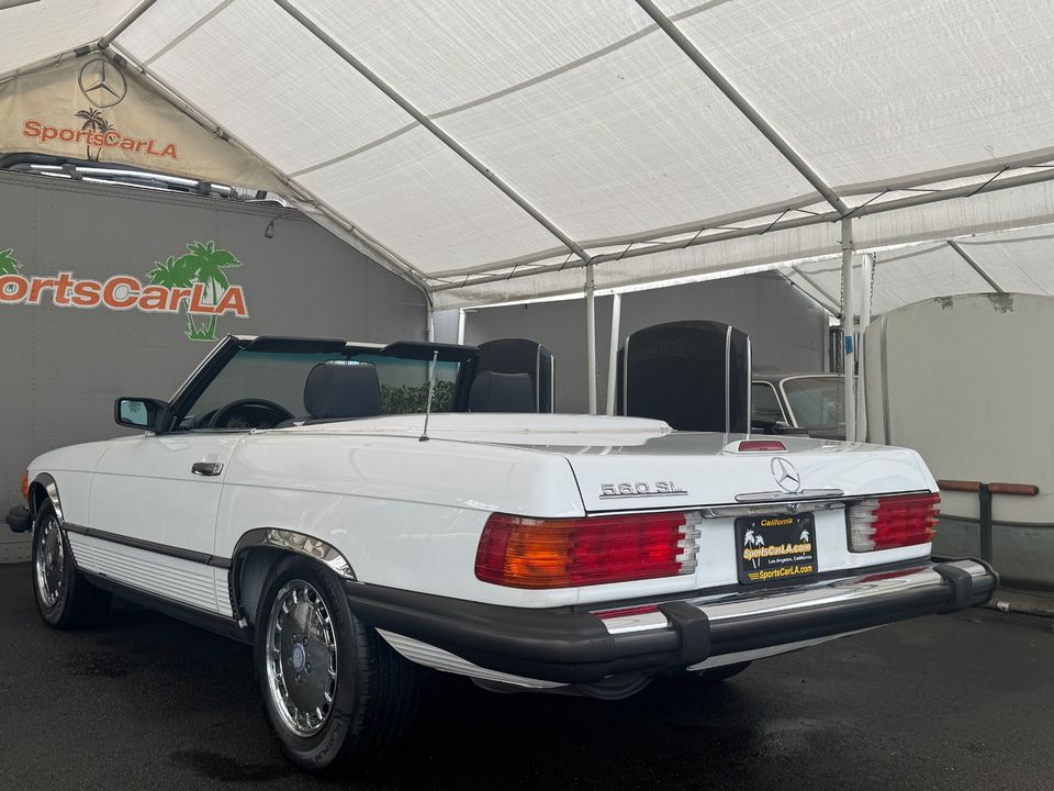 1988 Mercedes-Benz 560-Class