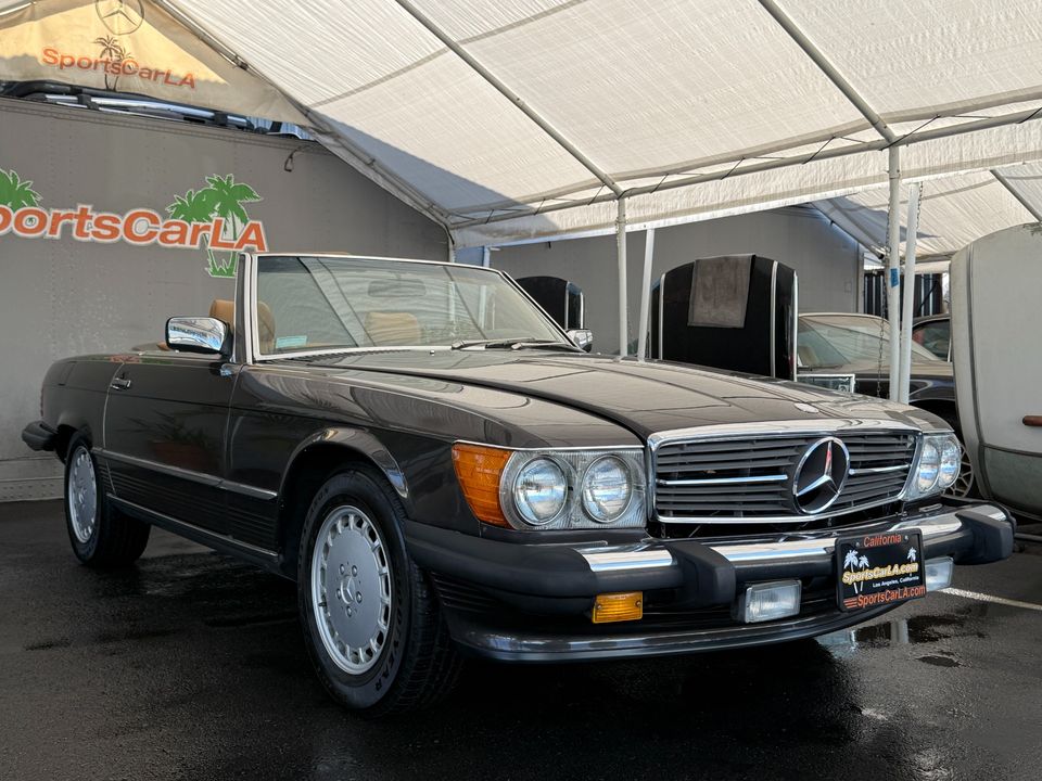 1987 Mercedes-Benz 560-Class