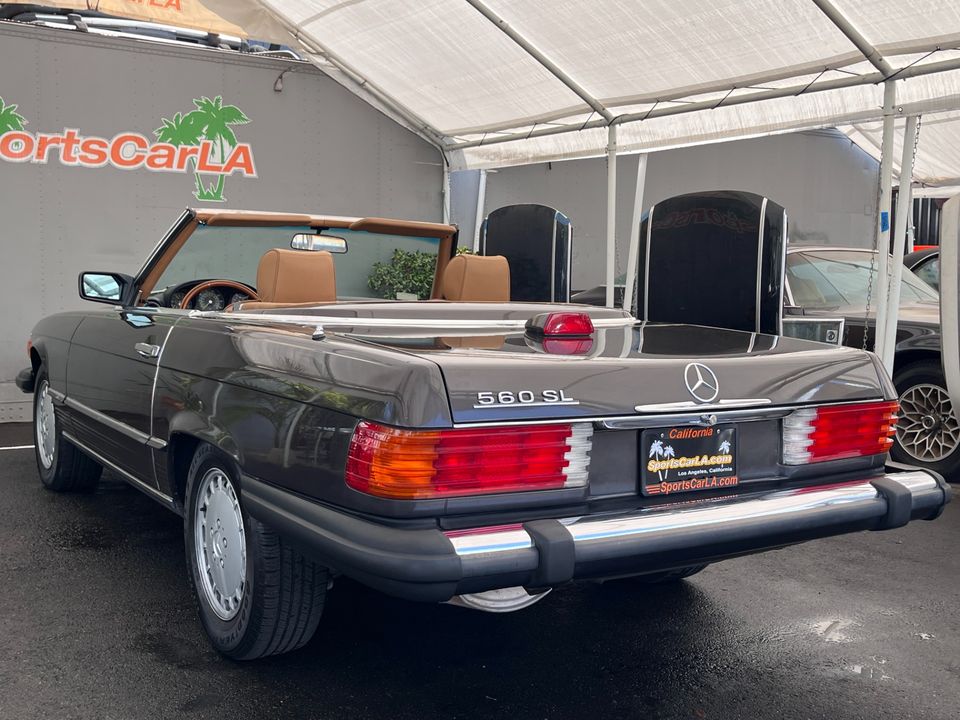 1987 Mercedes-Benz 560-Class