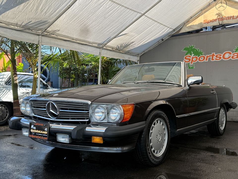 1987 Mercedes-Benz 560-Class