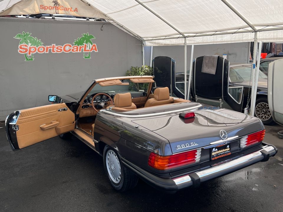 1987 Mercedes-Benz 560-Class