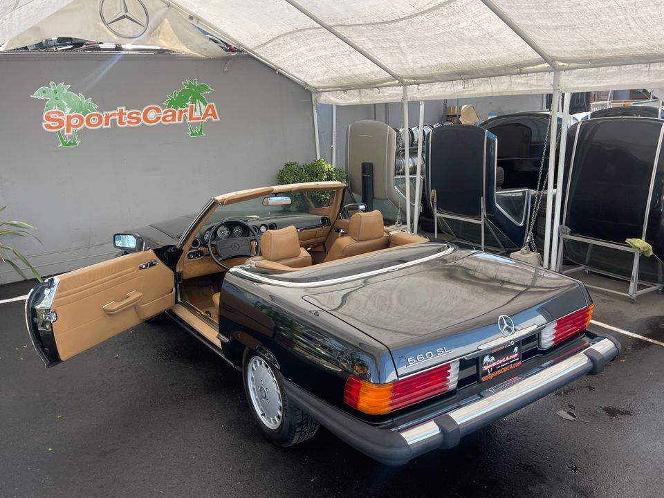 1986 Mercedes-Benz 560-Class