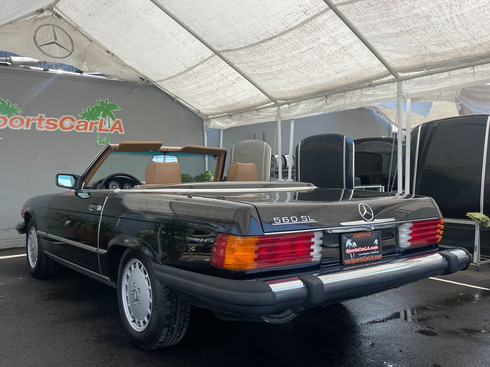 1986 Mercedes-Benz 560-Class