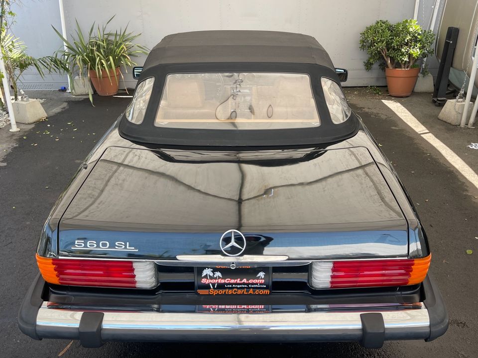1986 Mercedes-Benz 560-Class