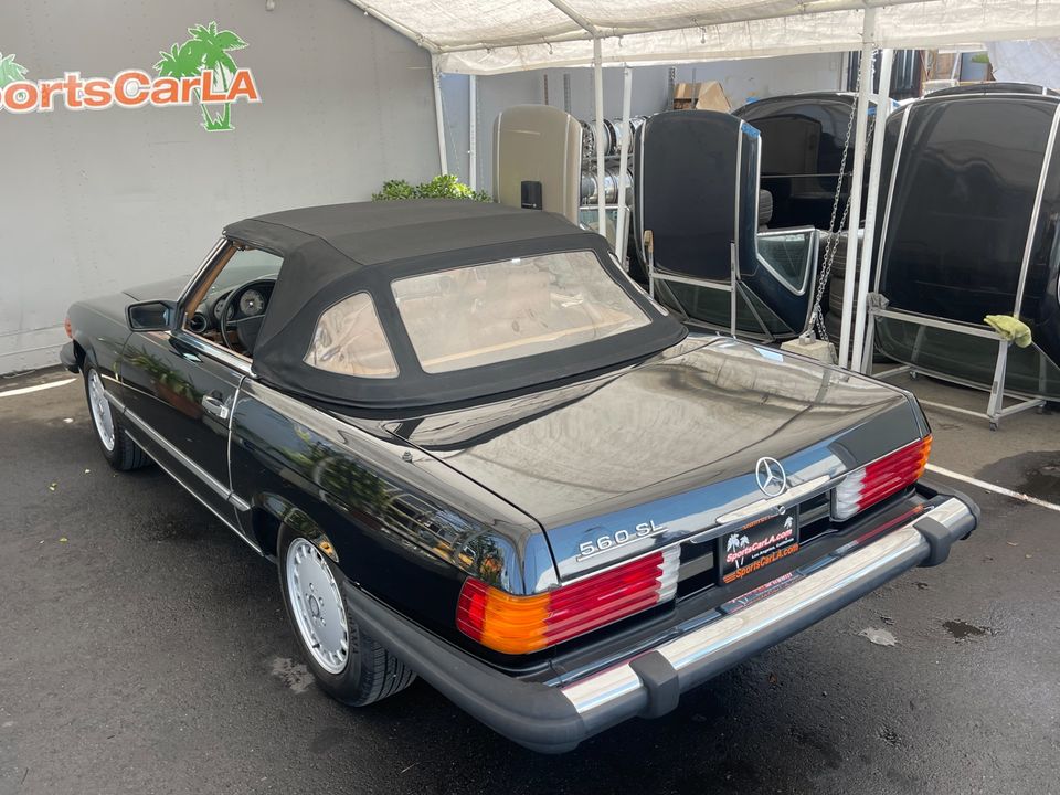 1986 Mercedes-Benz 560-Class