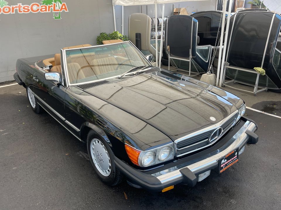1986 Mercedes-Benz 560-Class