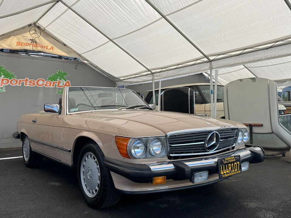 1986 Mercedes-Benz 560-Class