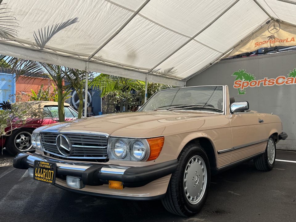 1986 Mercedes-Benz 560-Class