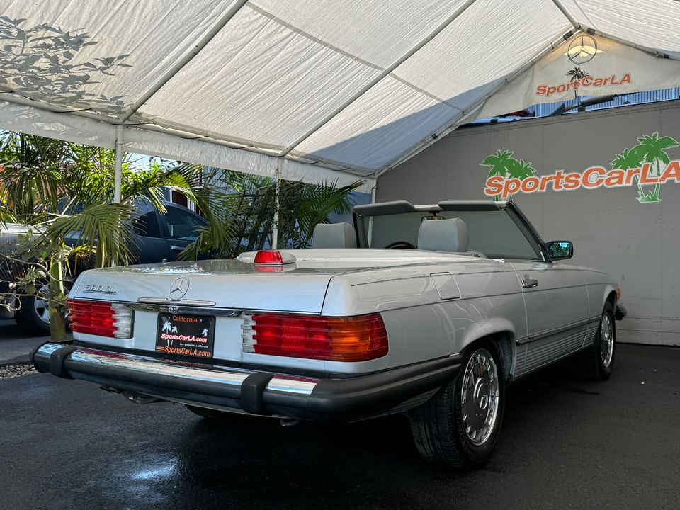 1987 Mercedes-Benz 560 Class