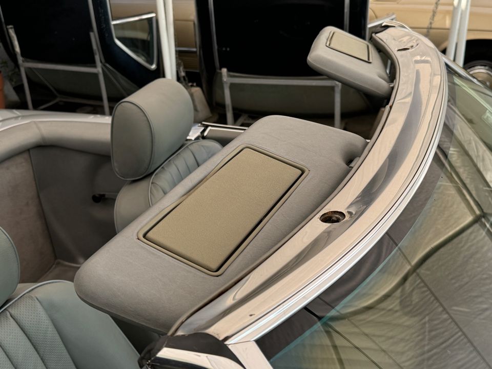 1987 Mercedes-Benz 560 Class