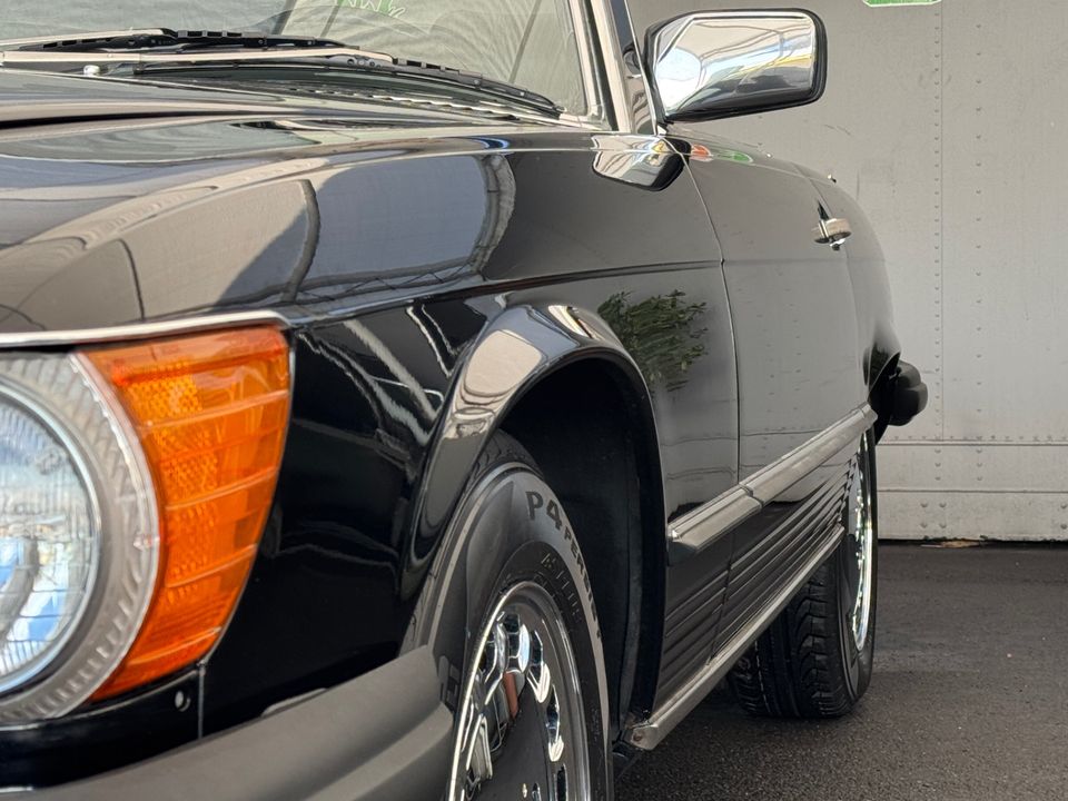 1989 Mercedes-Benz 560-Class