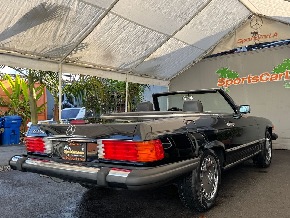 1989 Mercedes-Benz 560-Class