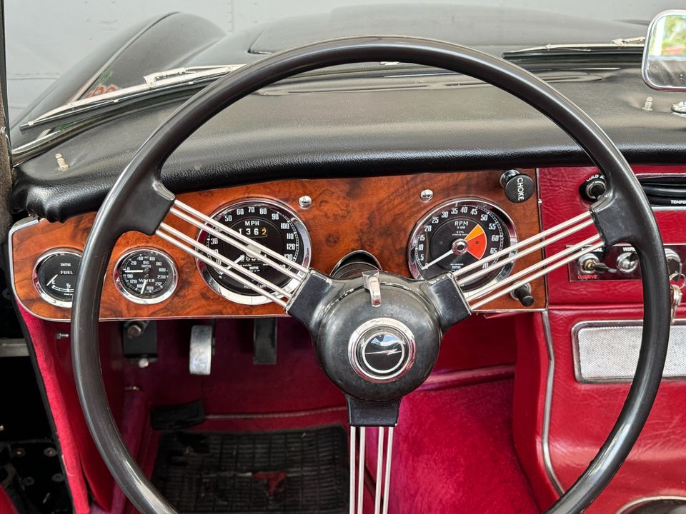 1967 AUSTIN HEALEY 3000