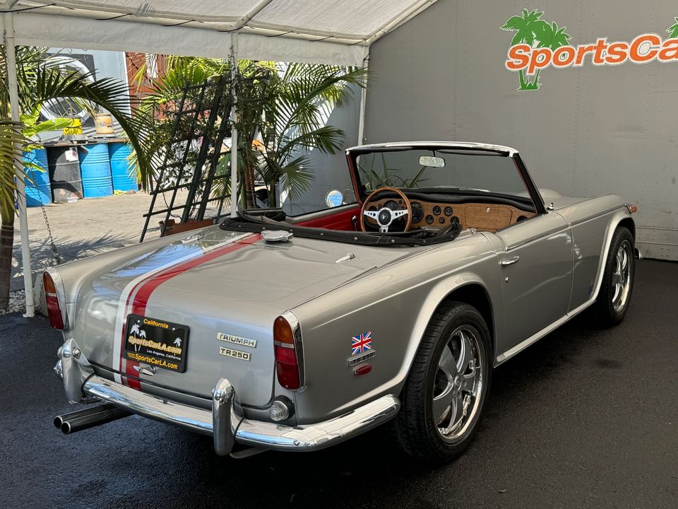 1968 TRIUMPH TR250
