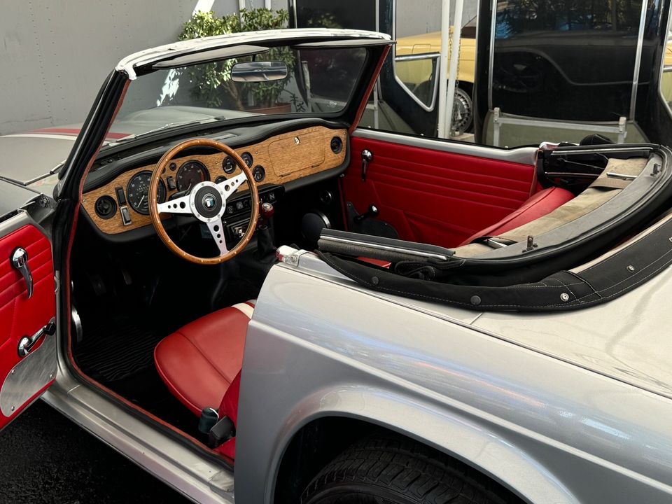 1968 TRIUMPH TR250