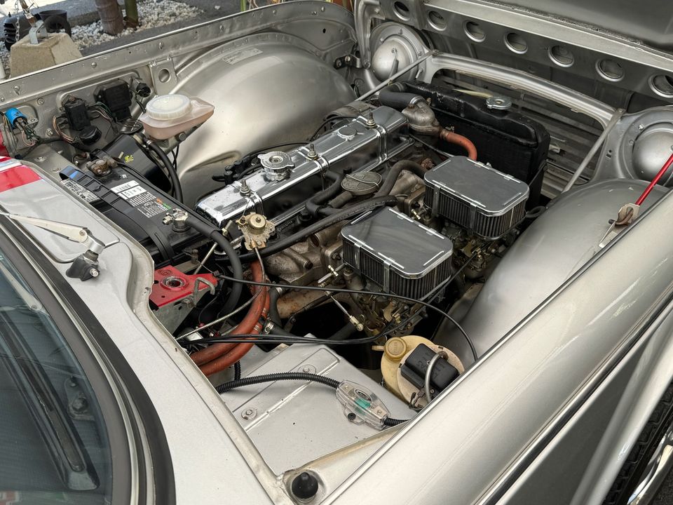 1968 TRIUMPH TR250