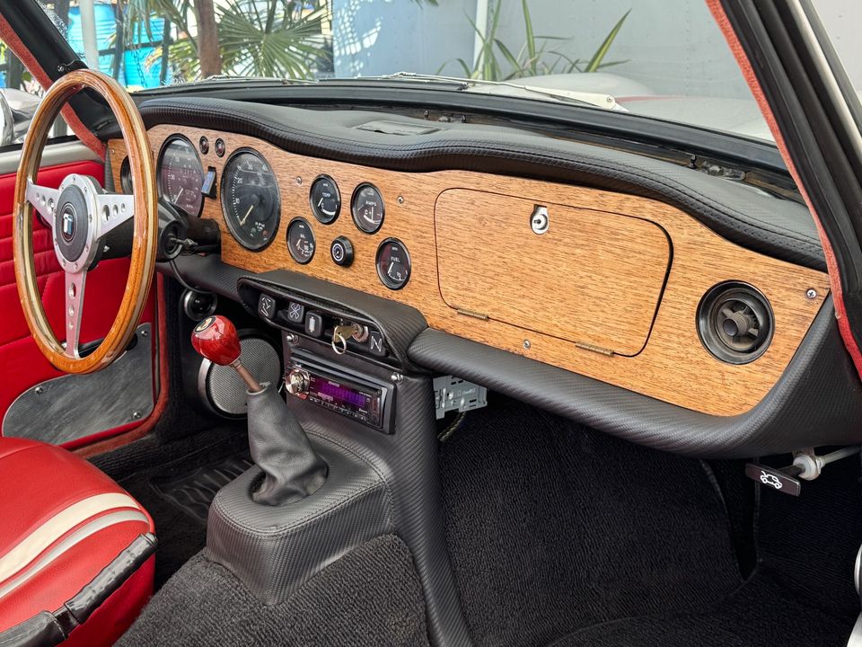1968 TRIUMPH TR250
