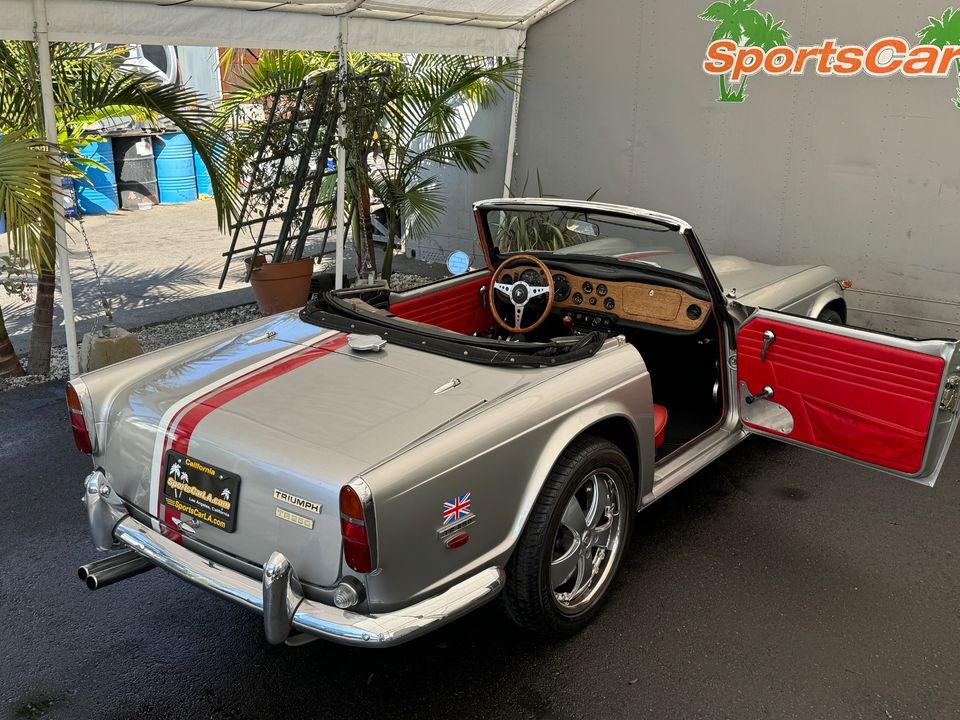 1968 TRIUMPH TR250