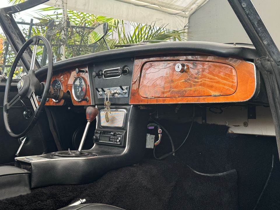1967 AUSTIN HEALEY