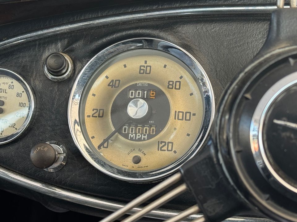 1960 AUSTIN HEALEY 3000