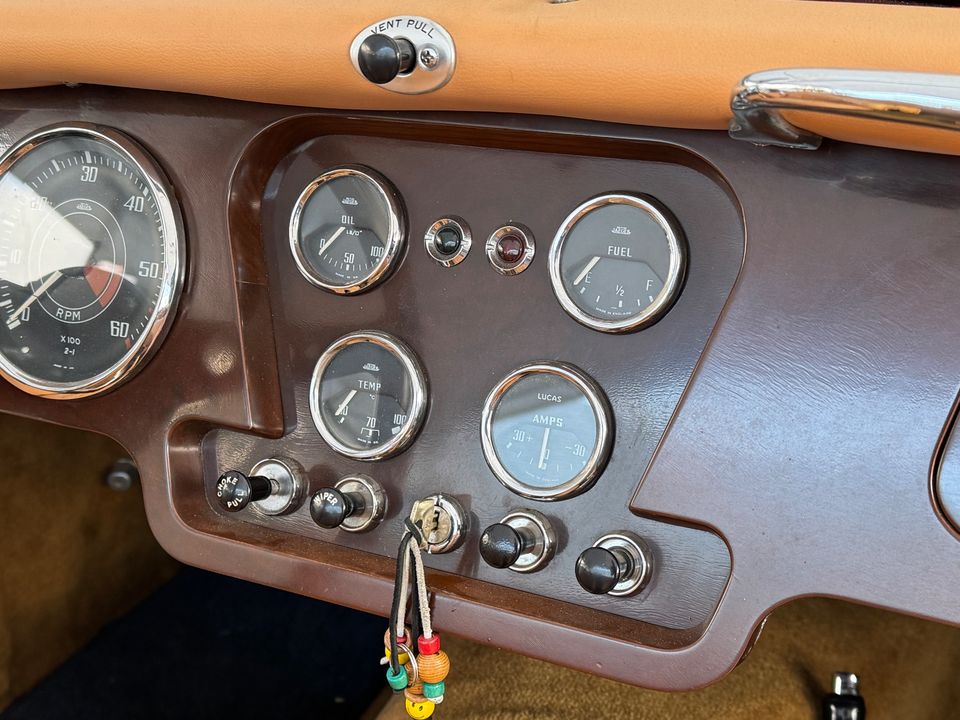 1957 TRIUMPH TR3