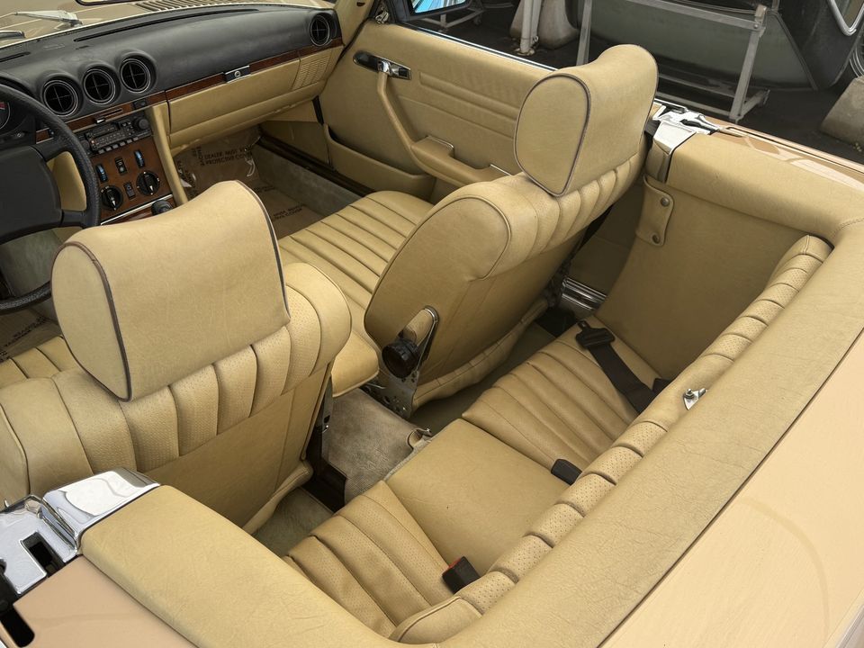 1983 MERCEDES-Benz 280SL