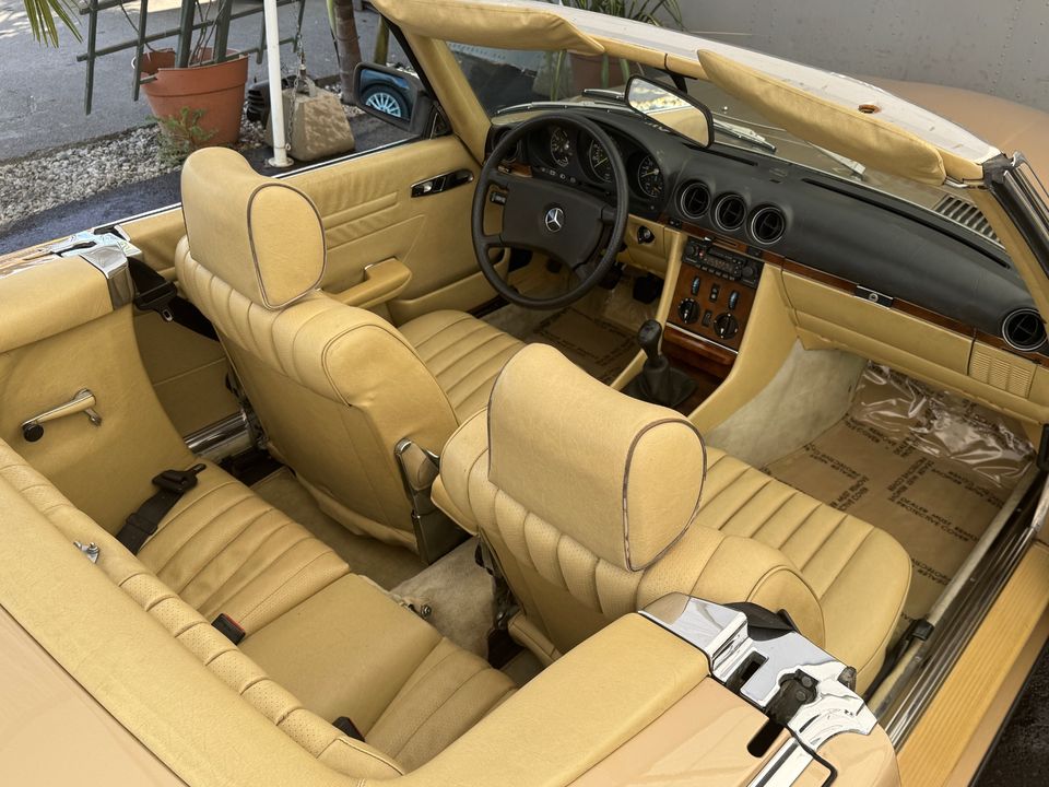 1983 MERCEDES-Benz 280SL