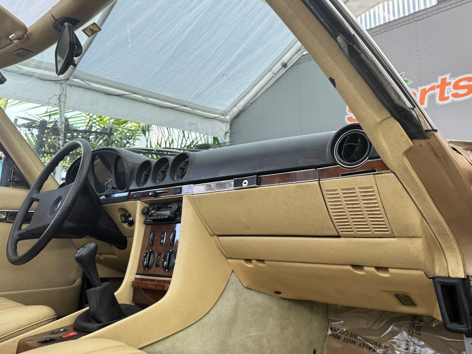1983 MERCEDES-Benz 280SL